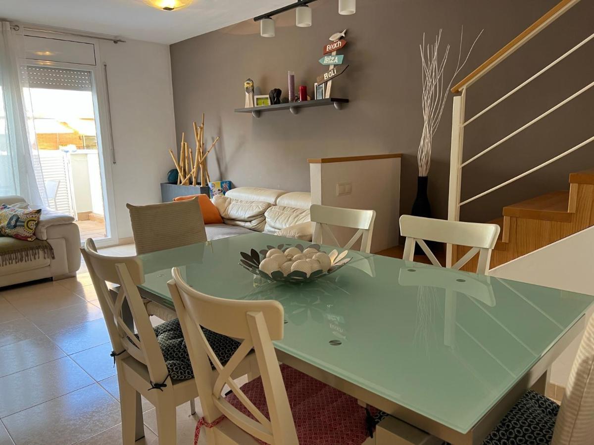 Cozy Beach House With Pool & Bbq 克尤伯厄拉斯 外观 照片