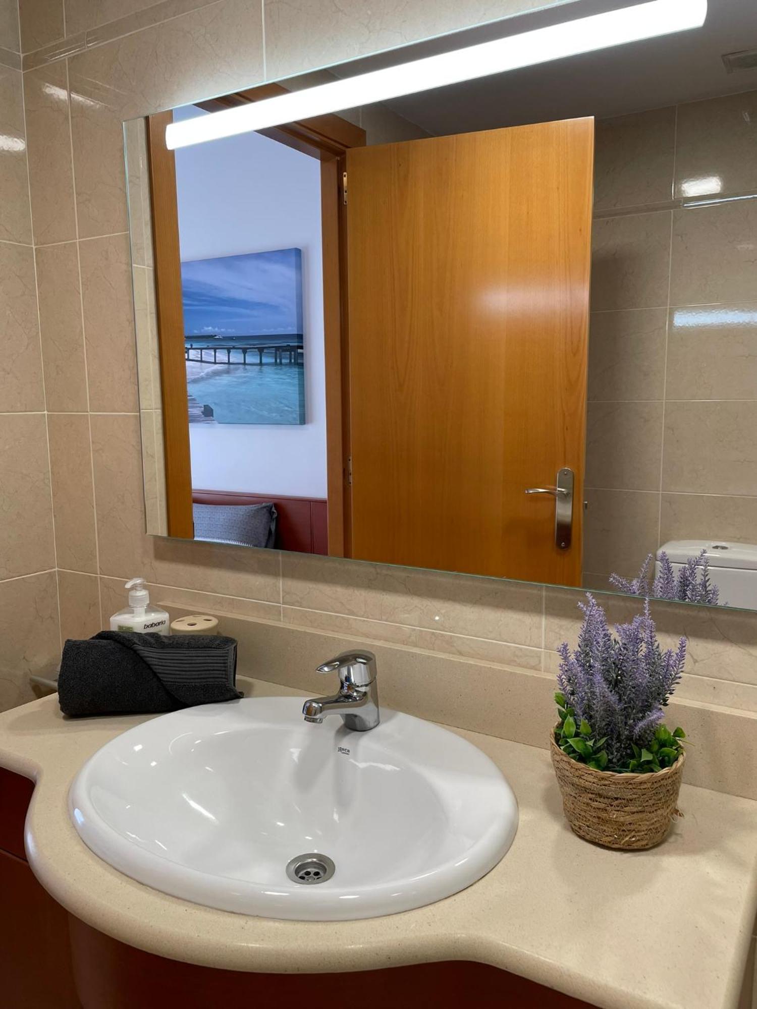 Cozy Beach House With Pool & Bbq 克尤伯厄拉斯 外观 照片